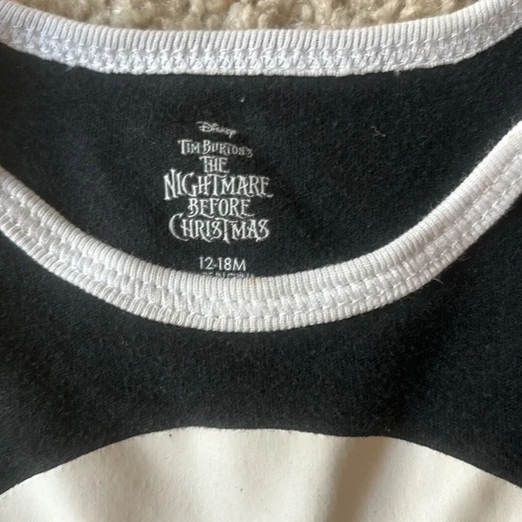 Tim Burton’s The Nightmare Before Christmas baby onesie 12-18 months - Picture 4 of 5